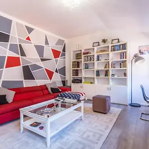 De' Fusari, By Short Holidays Apartment